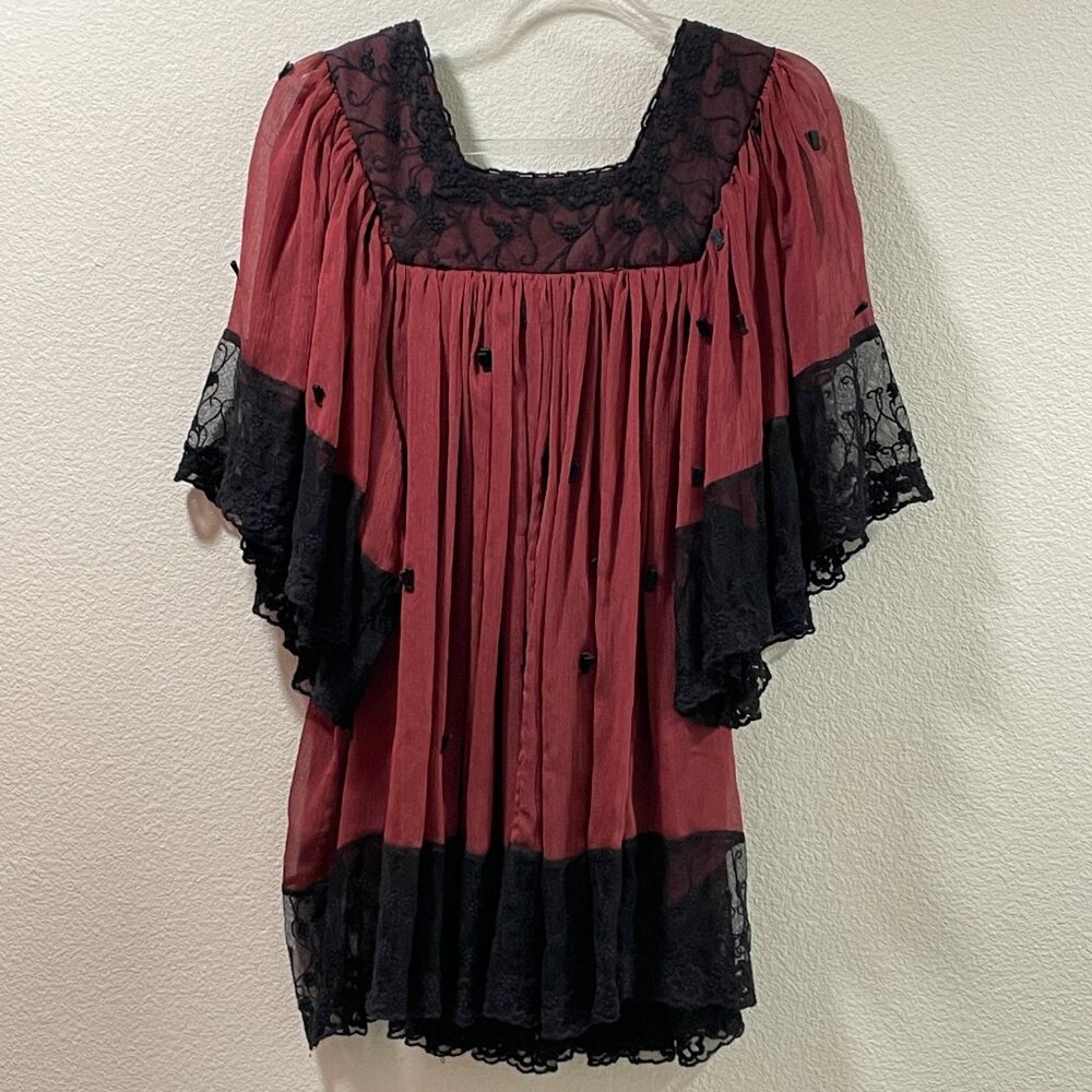 BADGLEY MISCHKA AMERICAN GLAMOUR Lace Flowy Peasant Blouse Burgundy/Black M - Picture 4 of 14